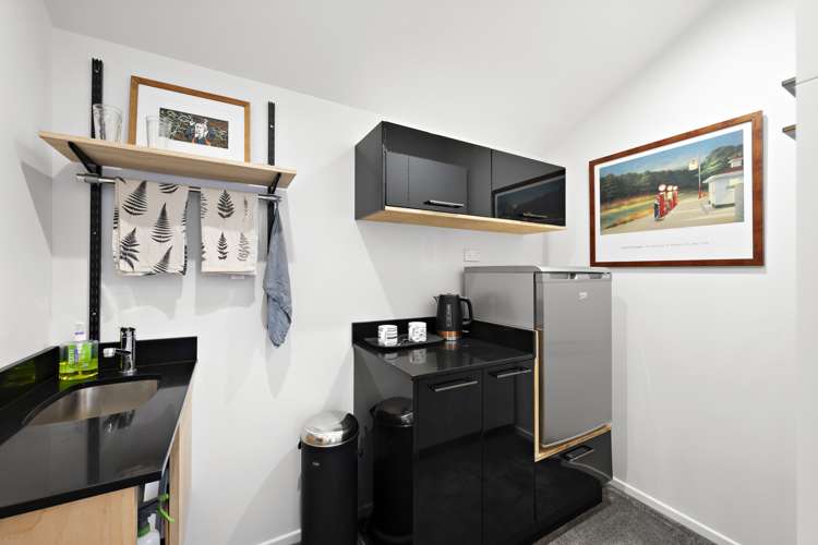 133 Marine Parade Eastbourne_14