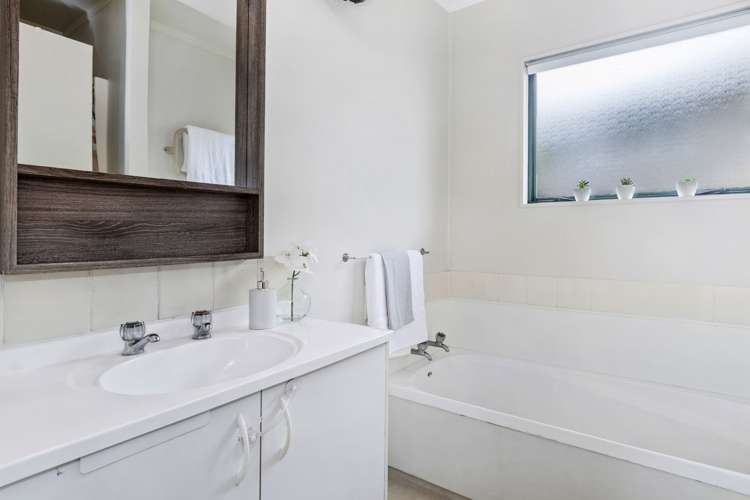 53b Western Road Bellevue_16