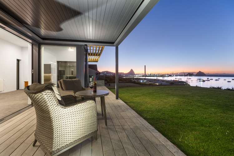 2 Roy Terrace Moturoa_6