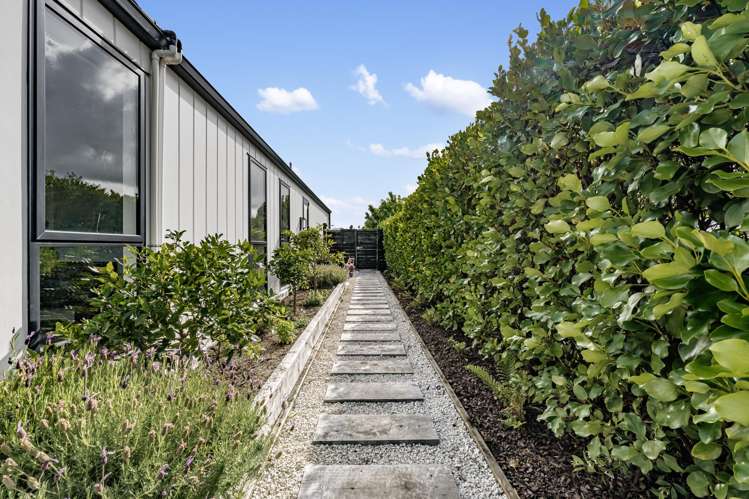 17 Dinning Road Riverhead_14