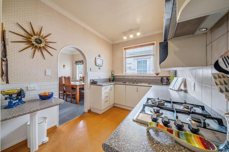 204 Waiwhetu Road Waterloo_7