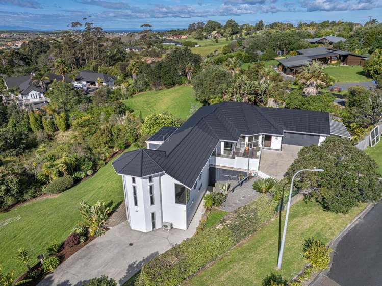 1/4 Roberts Road Matakatia_35