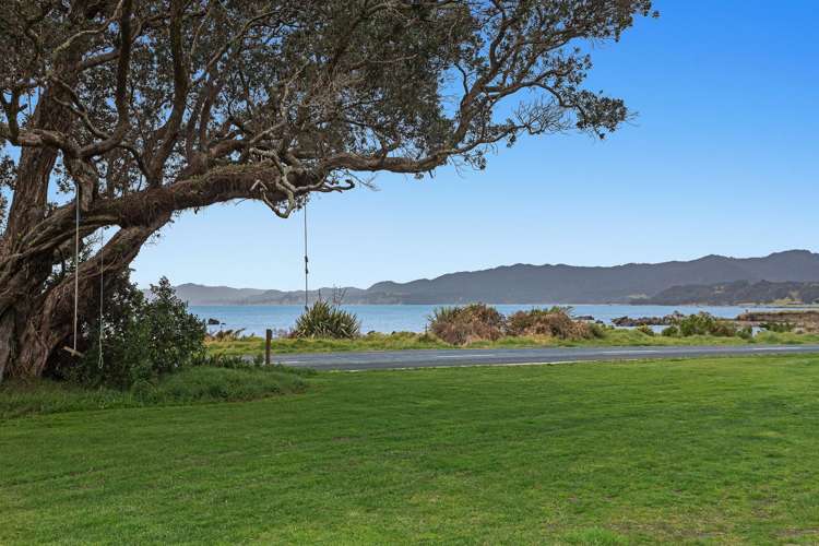 21 Orete Point Road Waihau Bay_22
