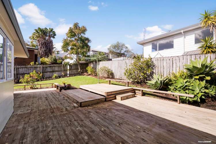 1/11 Delamare Court Sunnynook_15