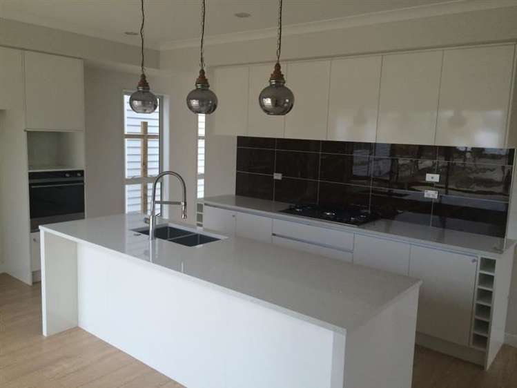 19 Fong Road Flat Bush_15