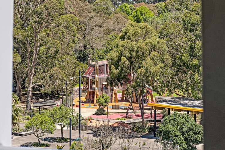 601/17 Amersham Way Manukau_27