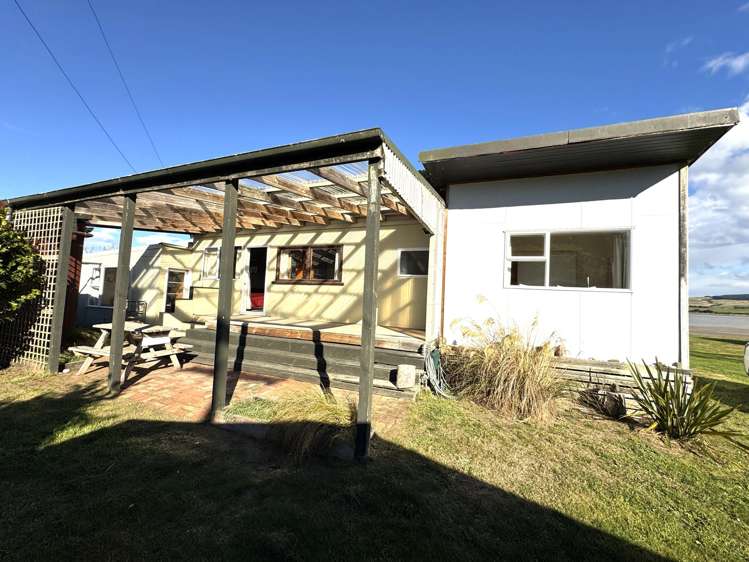 290 Newhaven Road Owaka_19