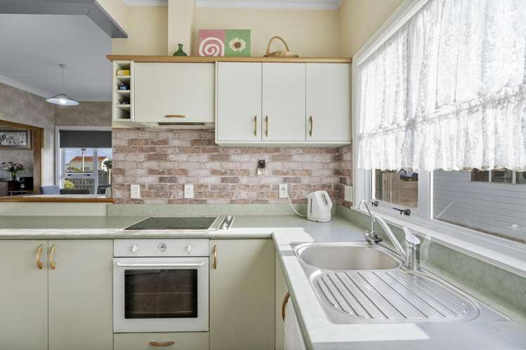 17 Tasman Street Opunake_6