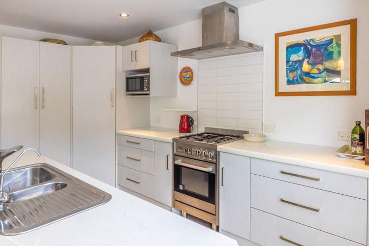 16 Natzka Road Ostend_6