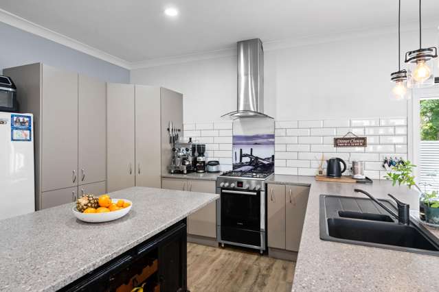 8 Masters Crescent Masterton District_4