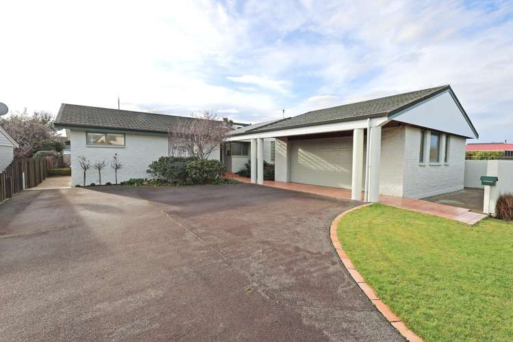32 Cruickshank Crescent_0
