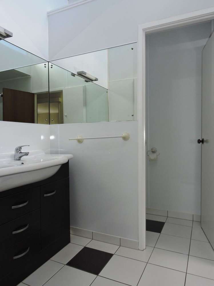 2/38 Walter Street Hauraki_12