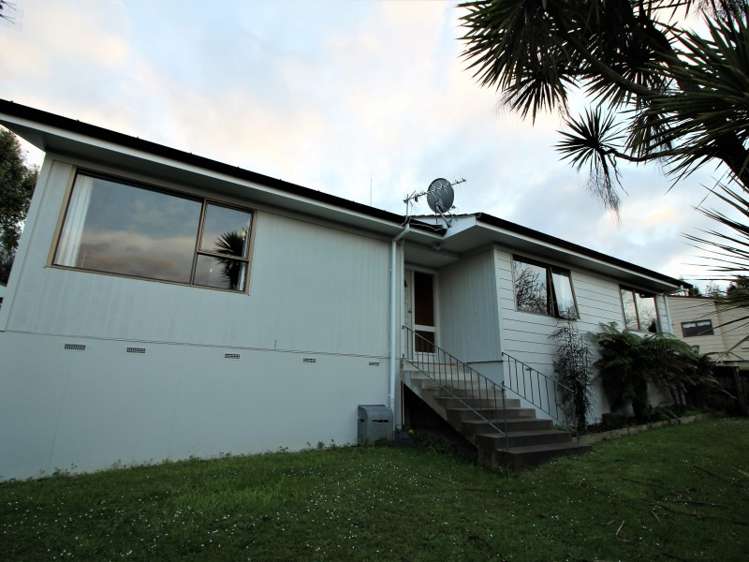 11 Colquhoun Place Dinsdale_2