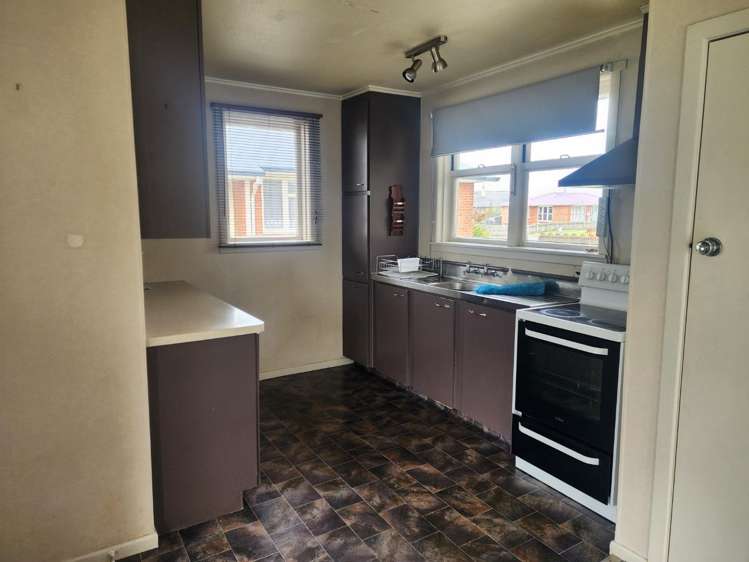 17 Sword Street Gore_5