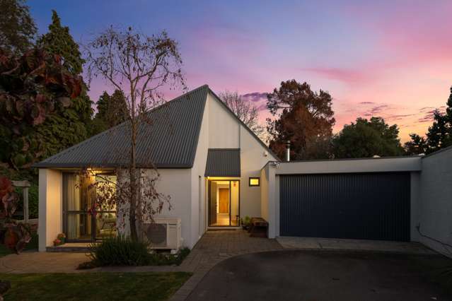 Privacy in Springlands on 1,295sqm
