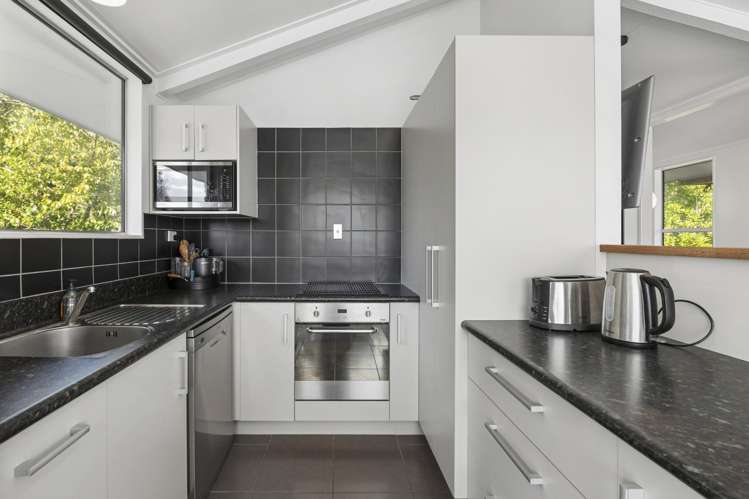 14 Ogilvie Road Kinloch_15