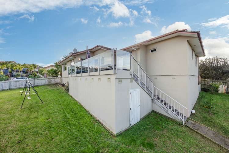 12 Commodore Court Gulf Harbour_27