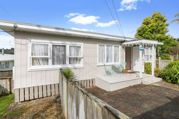 25 Penton Road Stanmore Bay_11