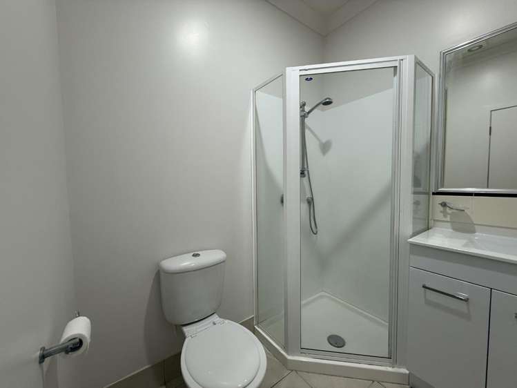 11E Clearwater Cove West Harbour_9