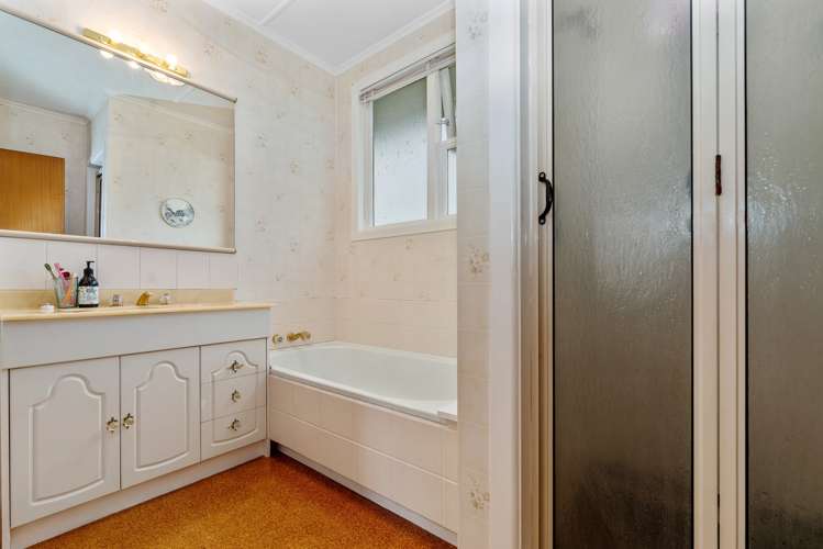 1 Ngatuku Place Tokoroa_11