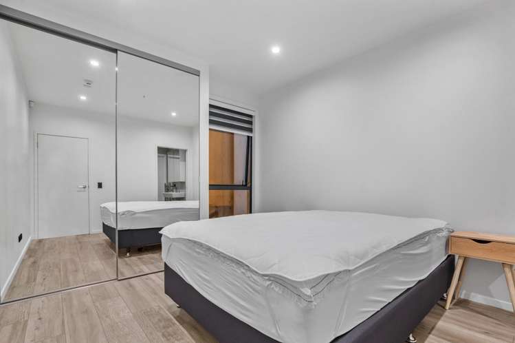 1/3 Vinegar Lane 10031_11