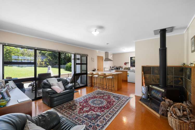 12 Wairahi Road Langs Beach_27