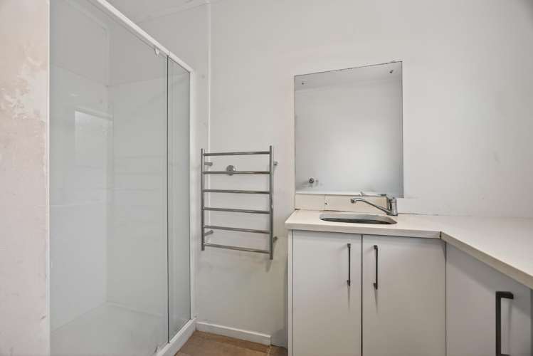 1/47&2/47 Larne Avenue Pakuranga Heights_22