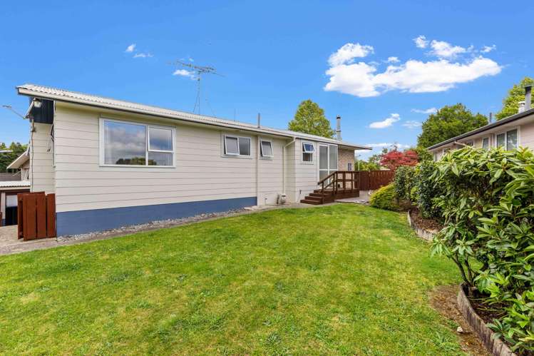 216 West Parkdale Street Tokoroa_4