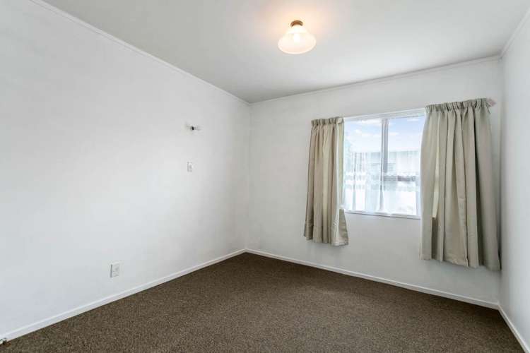 2/138 Hutchinson Avenue New Lynn_6