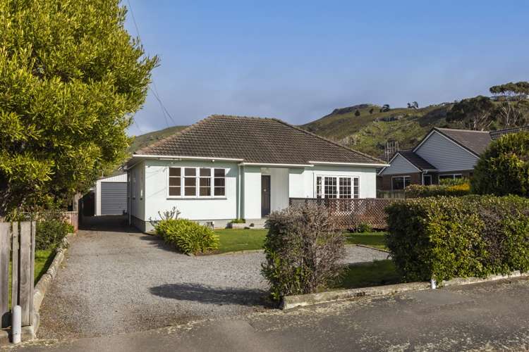 42 Colenso Street Sumner_15