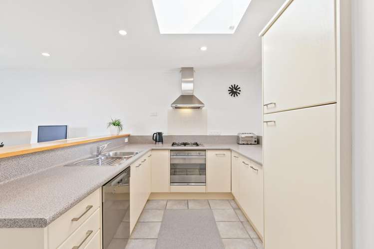 3/148 Evans Bay Parade Roseneath_10