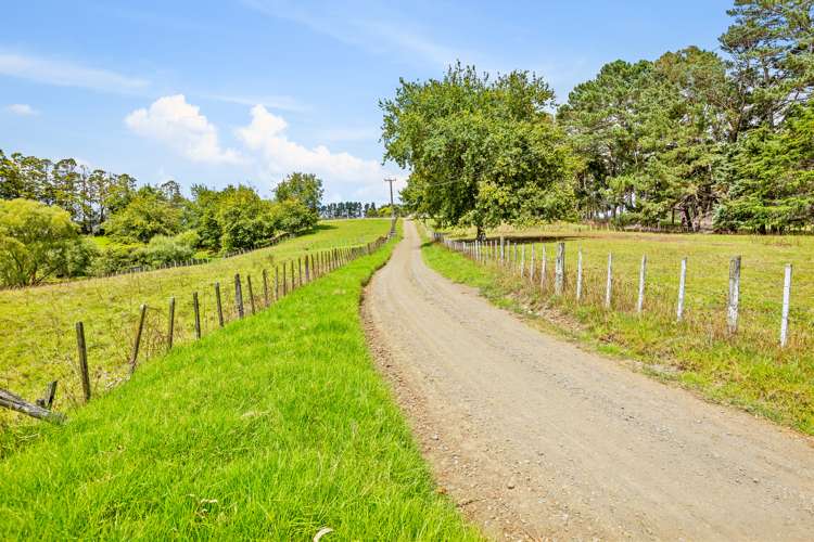 65 Annett Road Kumeu_30