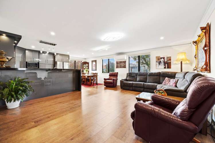 19 Eastview Road Glen Innes Auckland City Houses for Sale One Roof