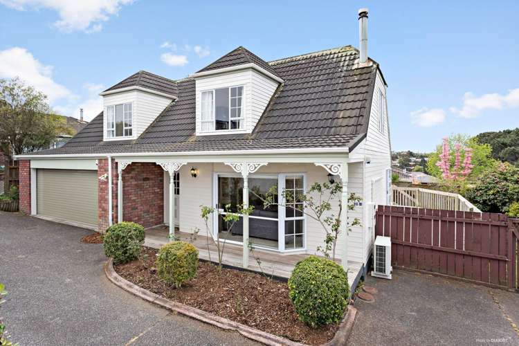 2/16 Fernbird Place Massey_1