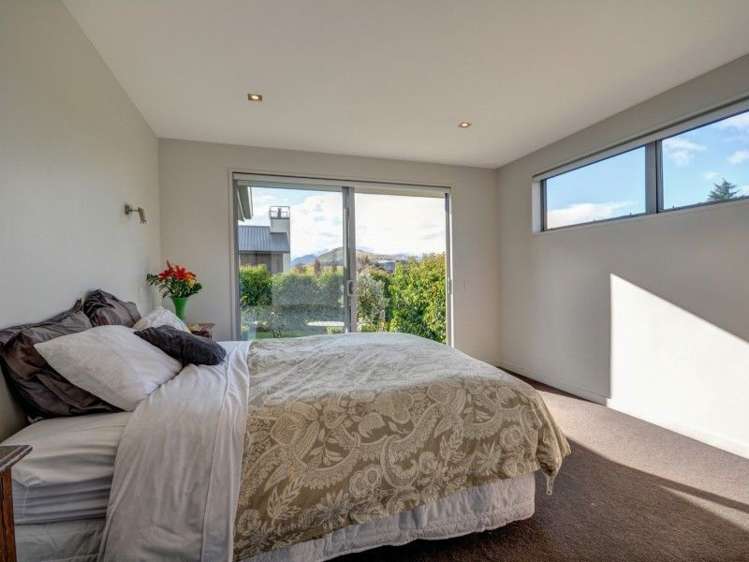 2 Bridgewell Lane Lower Shotover_17