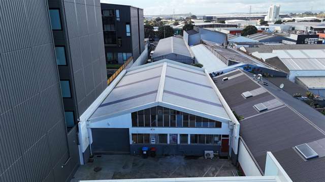 CBRE | 327sqm Refurbished WH + Exclusive Yard