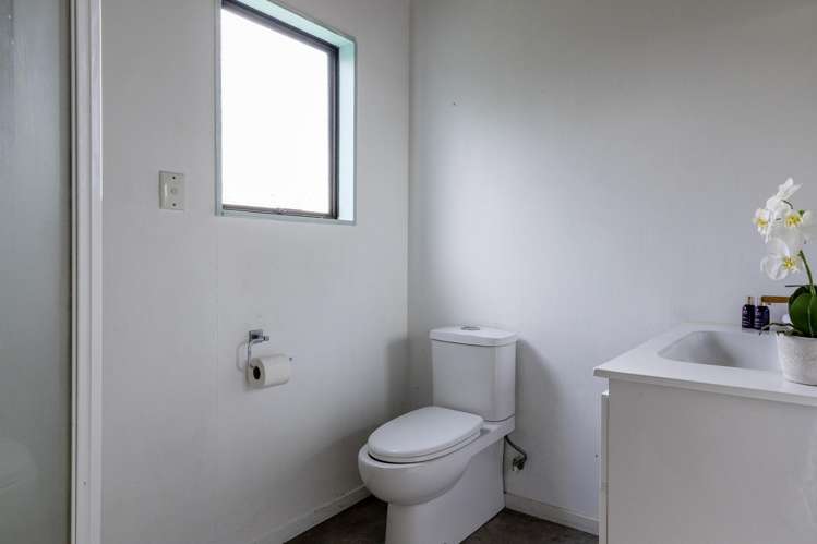 6 Avon Close Richmond Heights_11