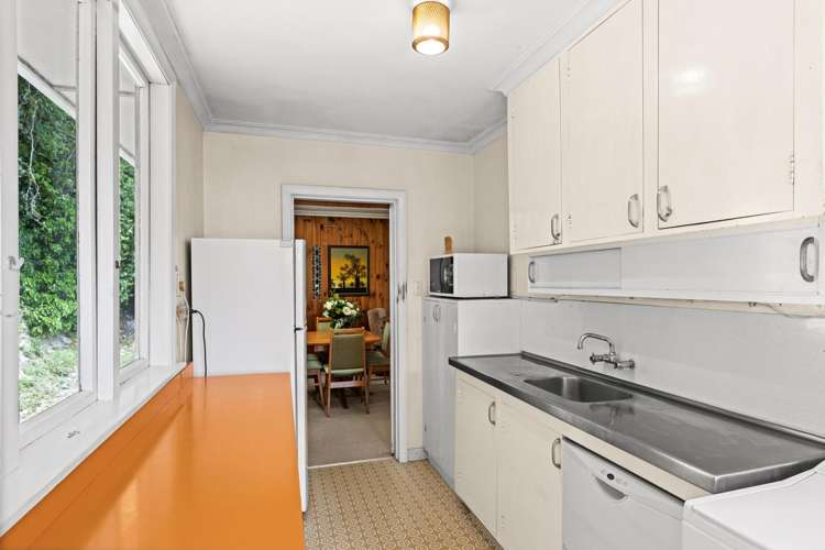 8 Goldsmith Road Hospital Hill_13