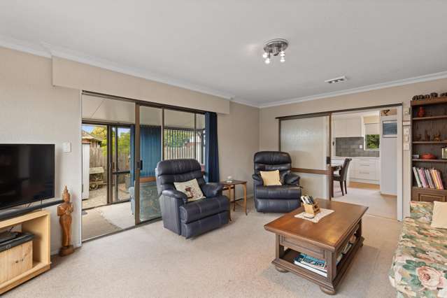 2/16 Camrose Place Ilam_1