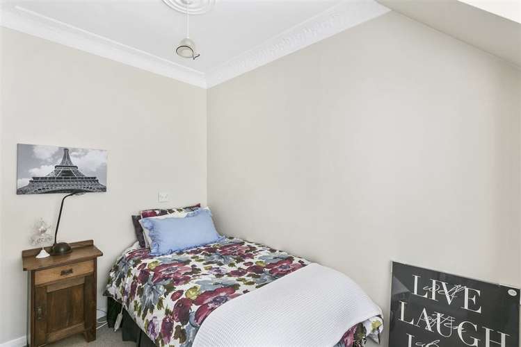 15 Thompson Street Mount Cook_17