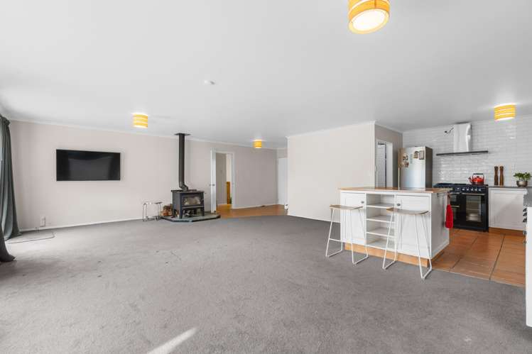 767 Gladstone Road_3