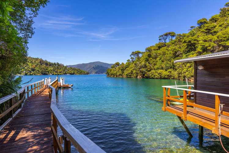 - Ruakaka Bay Marlborough Sounds_31