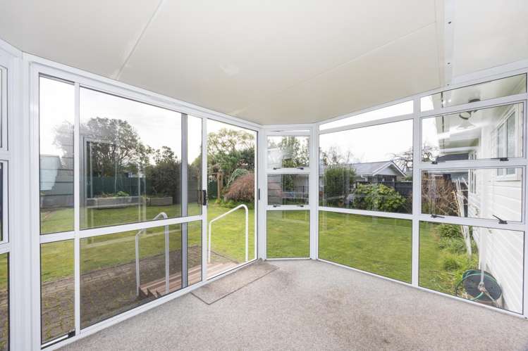36 Cedar Crescent Feilding_12