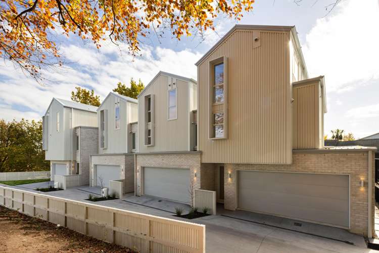 2/2 Woodstock Road_1