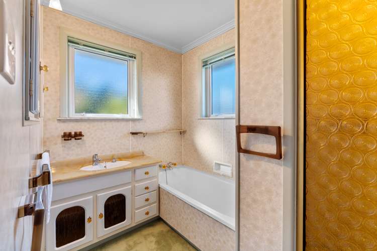 36 Totara Park Road Clouston Park_11