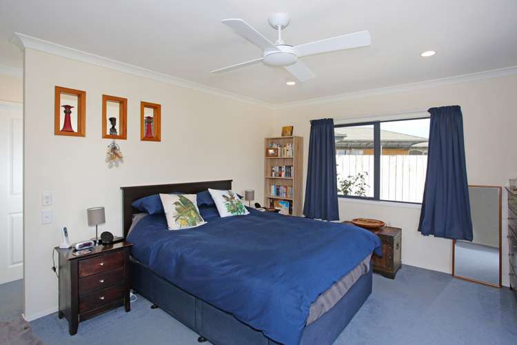 10 Wroxton Place Waiuku_11