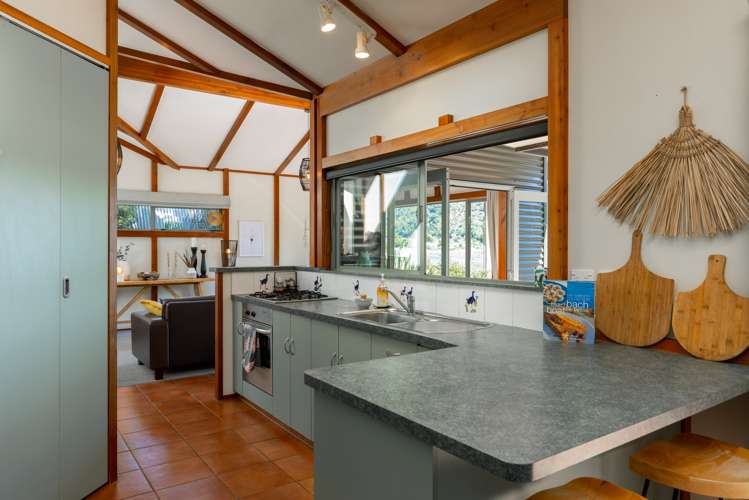 2385 Queen Charlotte Drive Anakiwa and Surrounds_15