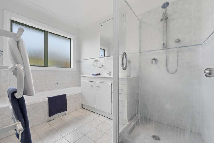 18 Broadhurst Road Flat Bush_21