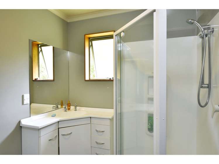 1 Hillplough Heights Richmond_14