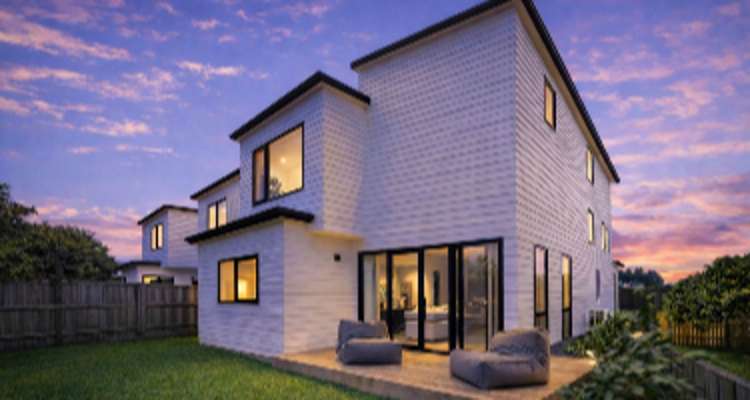 24c Poinsettia Place_0